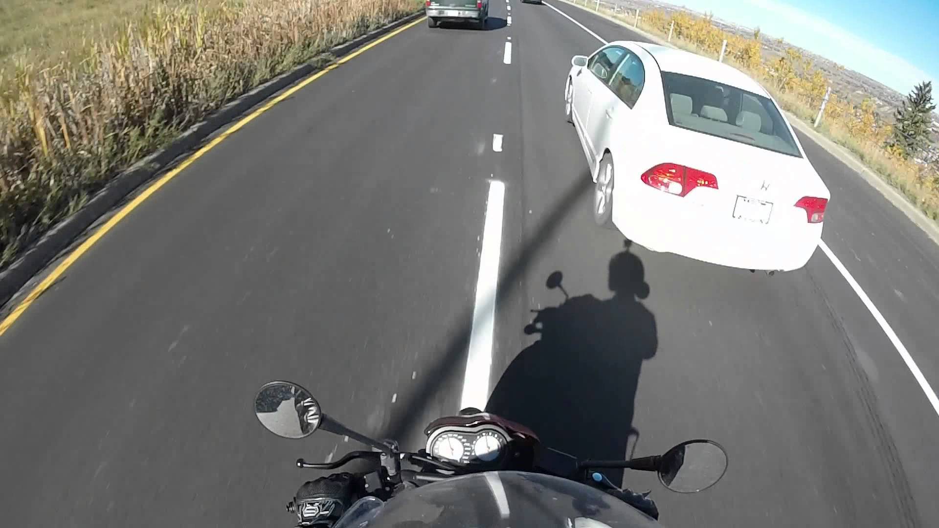 Prípadov arogantných vodičov a motorkárov pribúda - Aký trest považuješ adekvátny za ohrozenie nevinných životov? 