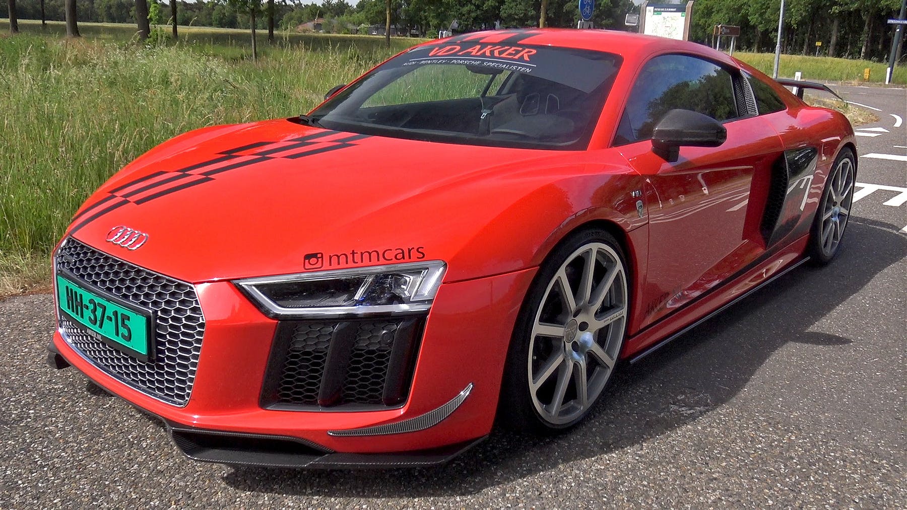 Audi R8 V10: 802-koňové delo dá 324 km/h! 