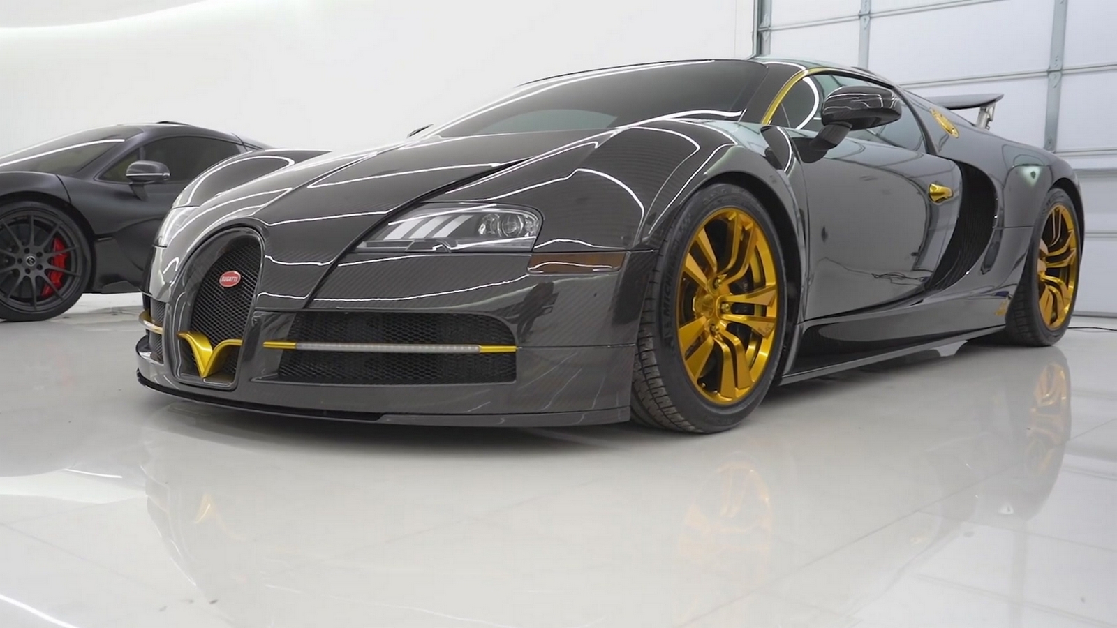 Majiteľ Bugatti Veyron prezradil, koľko stojí údržba. Olej za 22 000 €!