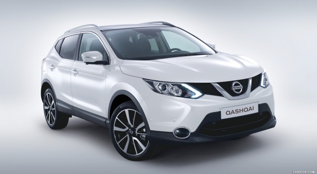 Nový Qashqai výborne sedí na vozovke, vďaka tomu je pocit z jazdy výrazne športovejší