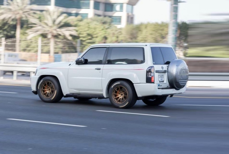VIDEO: Nissan Patrol, ktorý porazil Hammonda v Porsche 918!