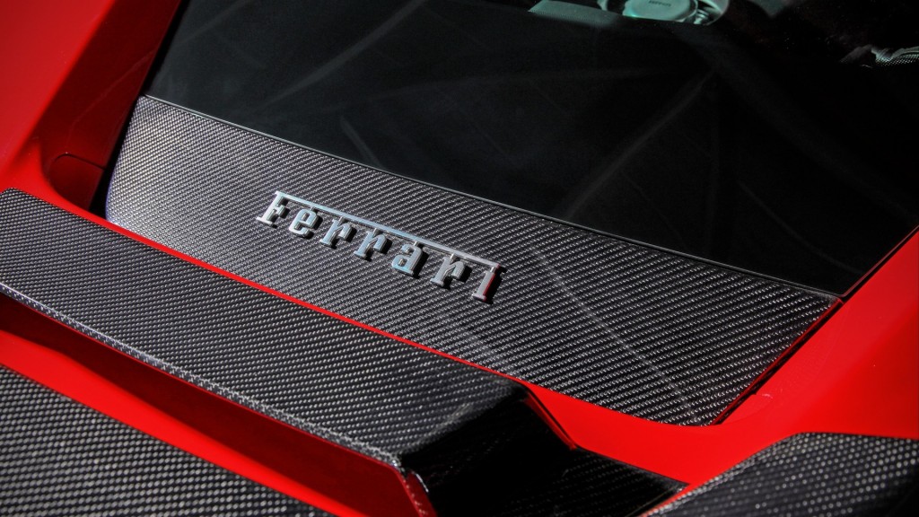 Nové Ferrari 