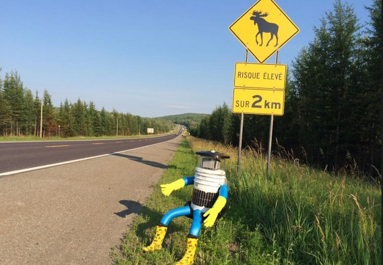 Robot Hitchbot 