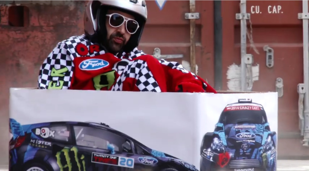 Motorára sa vo videu poriadne predviedla!