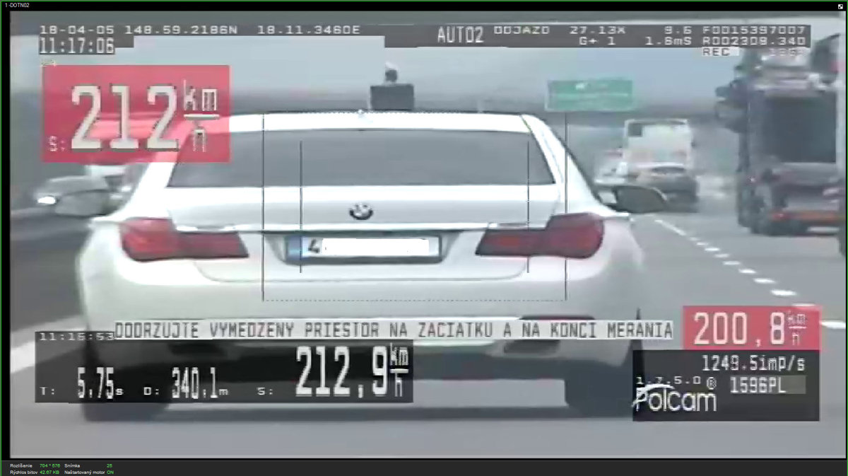 Bloková pokuta 800€: Prekročenie rýchlosti o 82 km/h / Vodičovi BMW namerali 212 km/h! 
