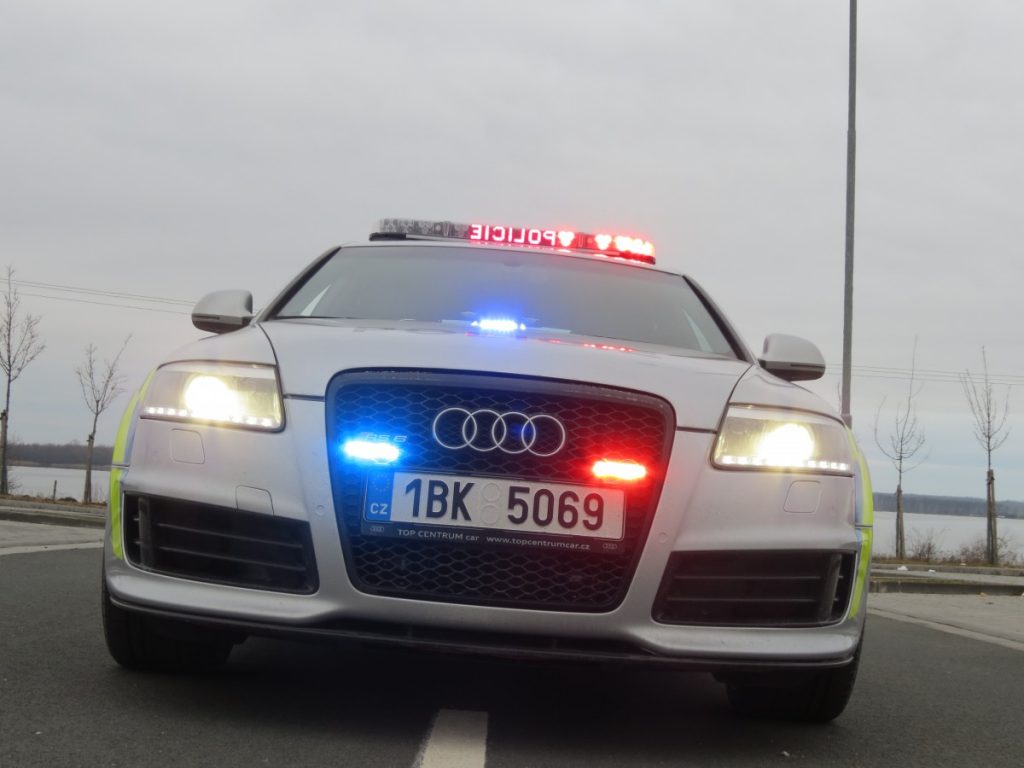 Pozor - Nové policajné Audi v ČR: 581 koní, 280 km/h!