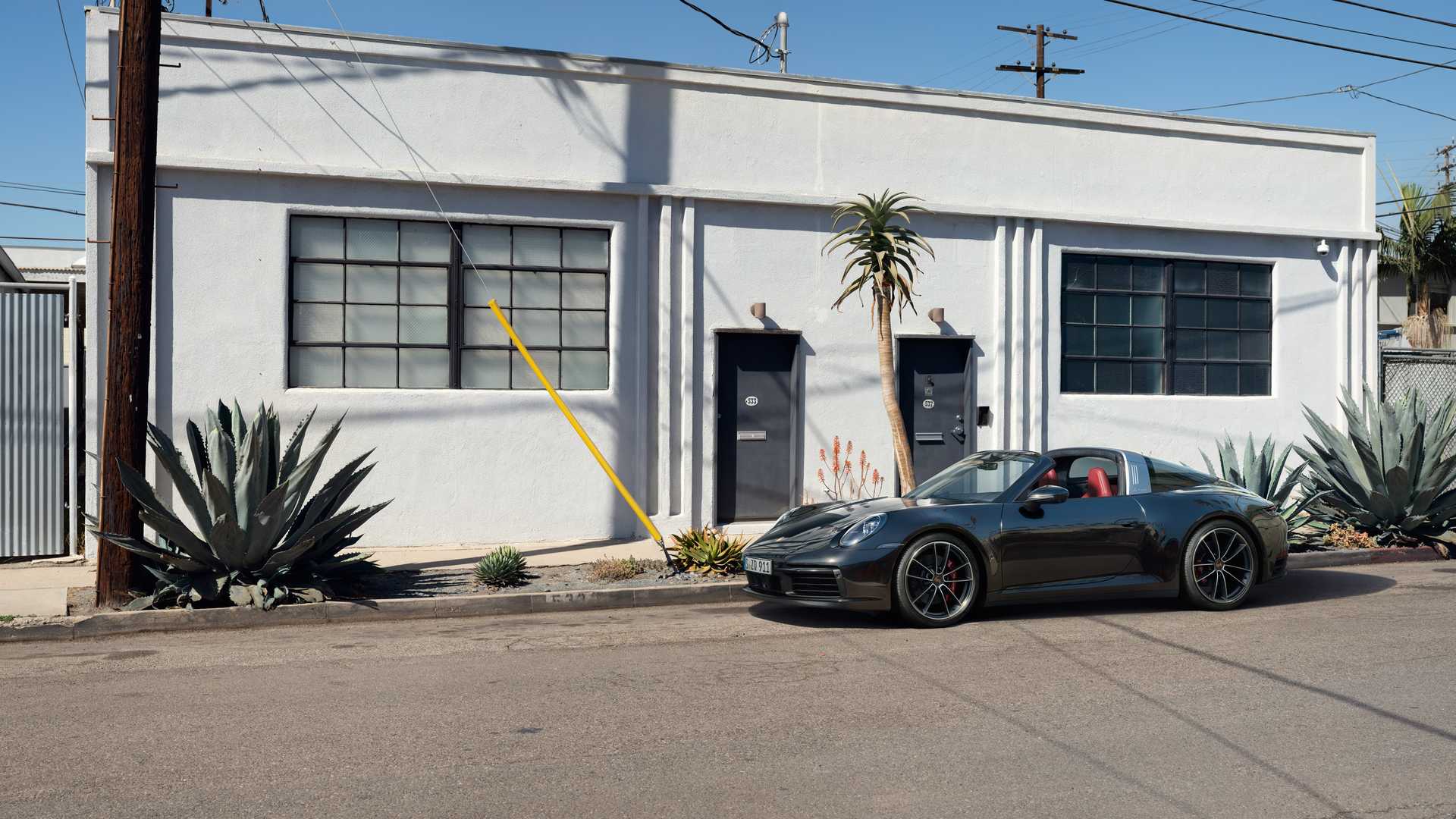 Porsche 911 Targa kombinuje otvorenú strechu s praktickosťou kupé