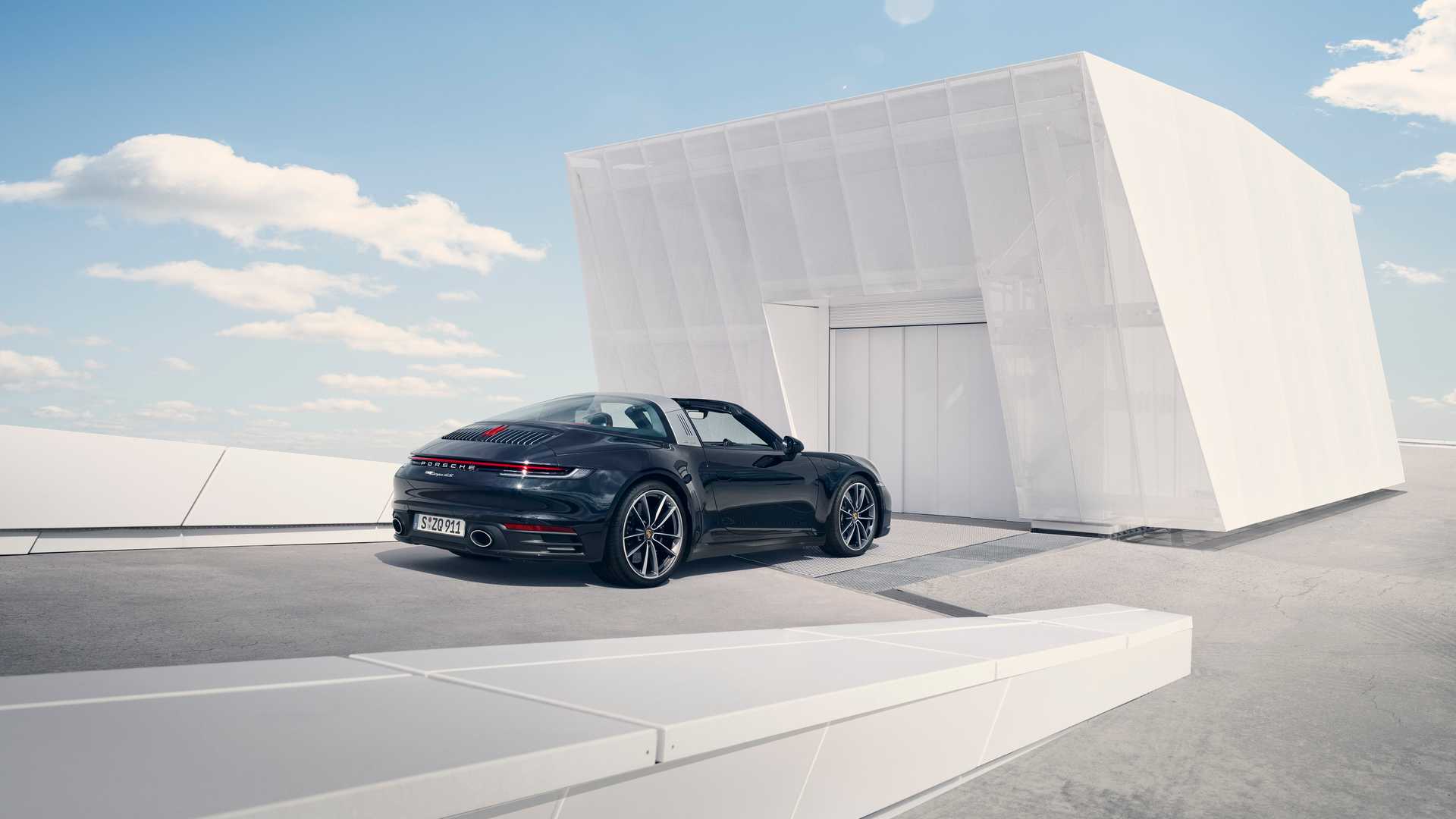 Porsche 911 Targa kombinuje otvorenú strechu s praktickosťou kupé