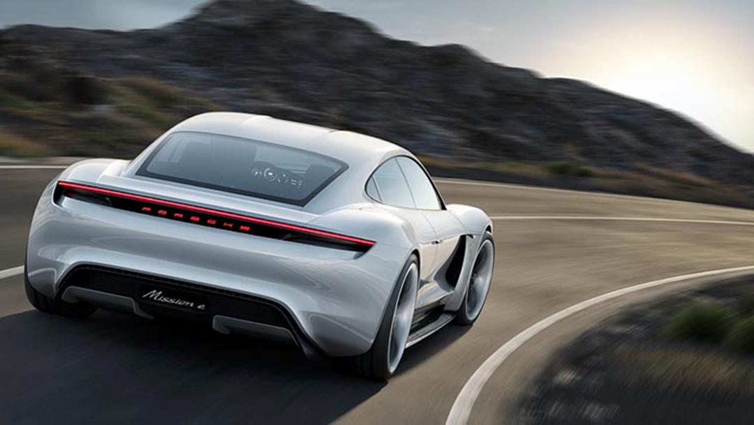 Porsche Mission E 2015