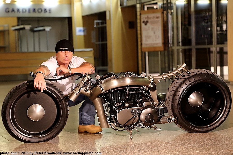 Pre milovníkov diel vyčnievajúcich z radu: Ložiskový motocykel!
