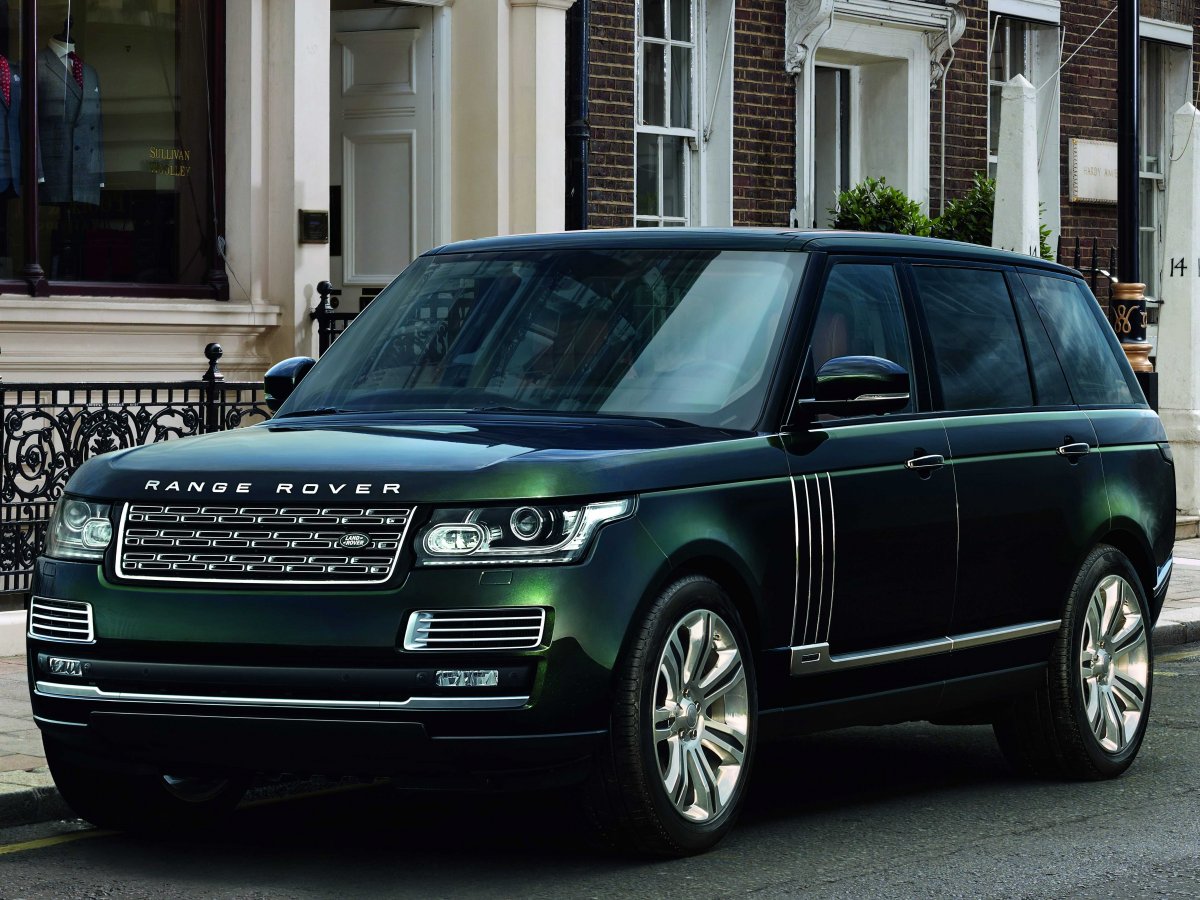 Range Rover predstavil najdrahšie SUV všetkých čias v luxusnom loveckom prevedení!
