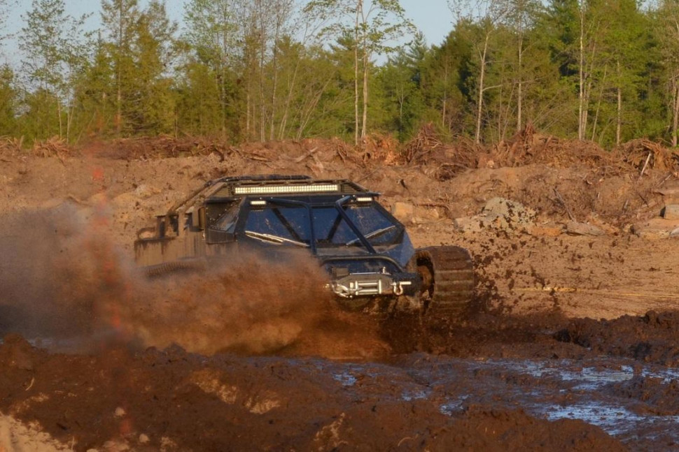 Ripsaw EV-2