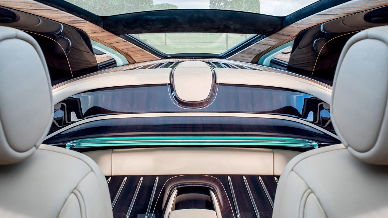 Rolls-Royce vyrobil na objednávku najdrahšie auto sveta. Za koľko?
