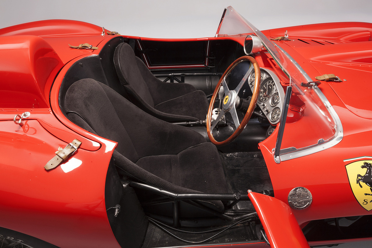 Vzácne 1957 Ferrari Spider Scaglietti