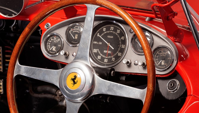 Vzácne 1957 Ferrari Spider Scaglietti