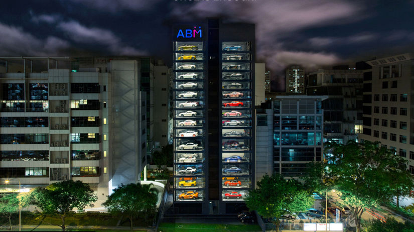 Najväčší automat na predaj áut na svete