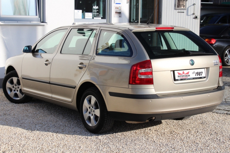 Octavia II z roku 2005 s 12 000 km na predaj! Koľko stojí tento stroj času?