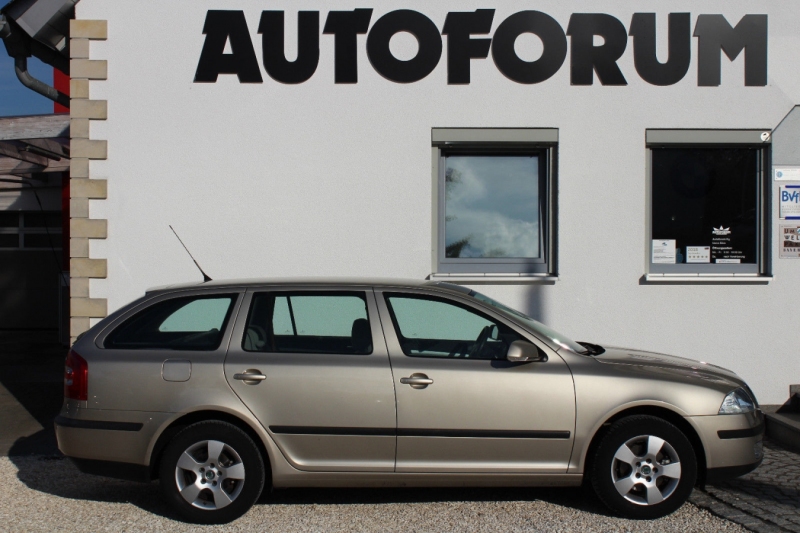Octavia II z roku 2005 s 12 000 km na predaj! Koľko stojí tento stroj času?