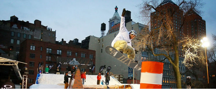 Ako sa snowboarduje v uliciach New Yorku?