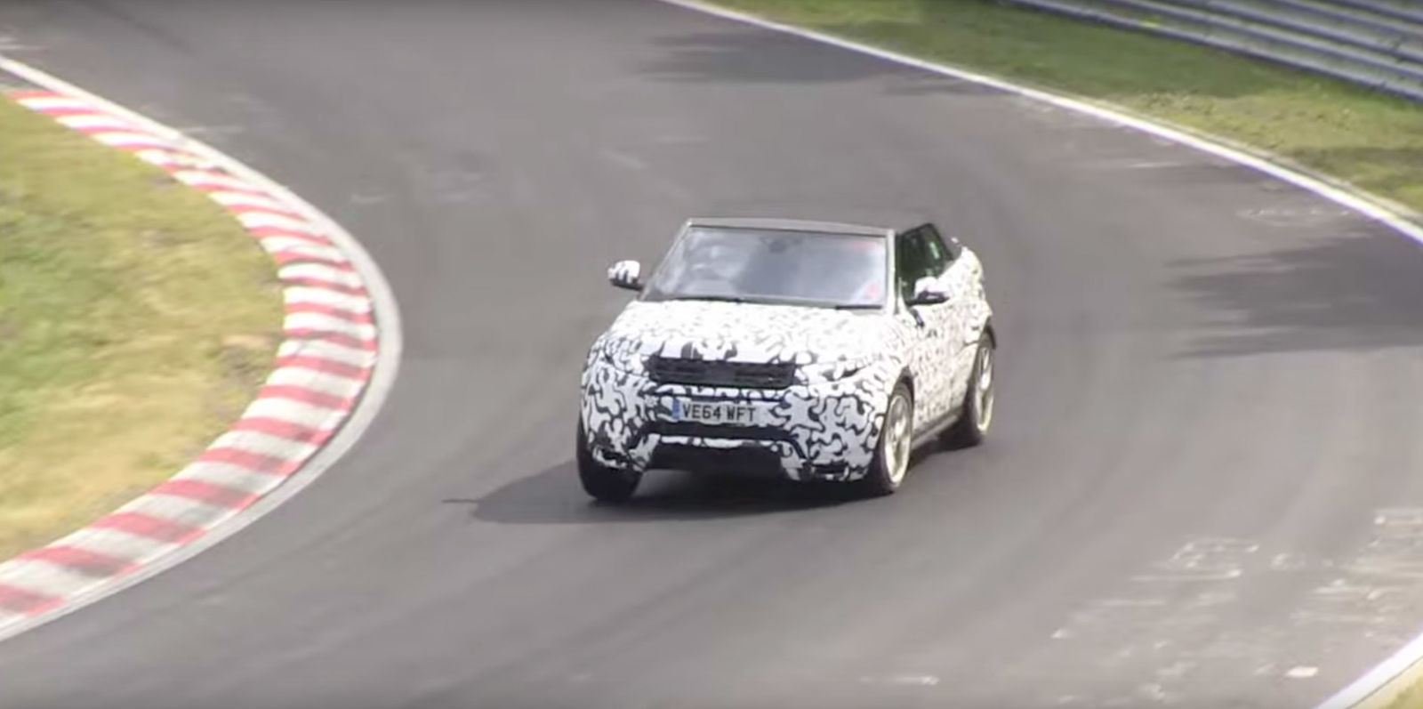 Evoque na špionážnej fotografii