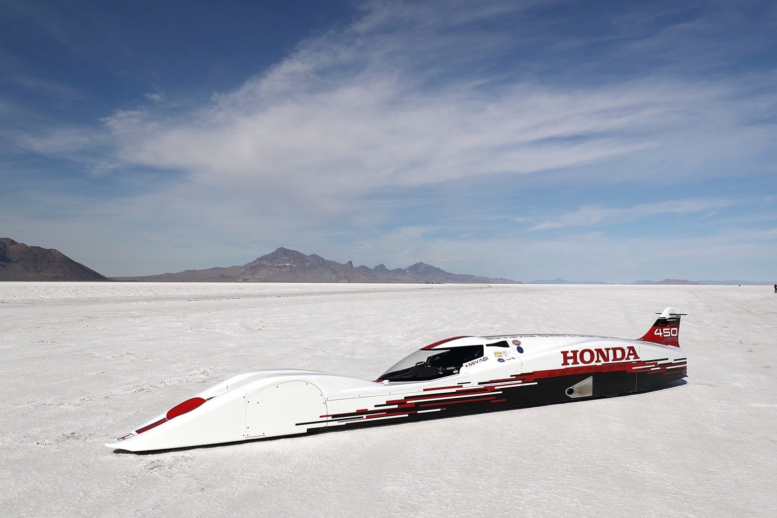 0,66 litrový trojvalec Honda dosiahol 421 km/h!