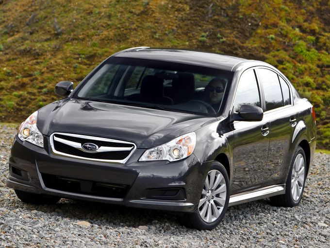 Subaru Legacy s pohonom štyroch kolies získalo výborné výsledky v kategórii stredne veľkých áut