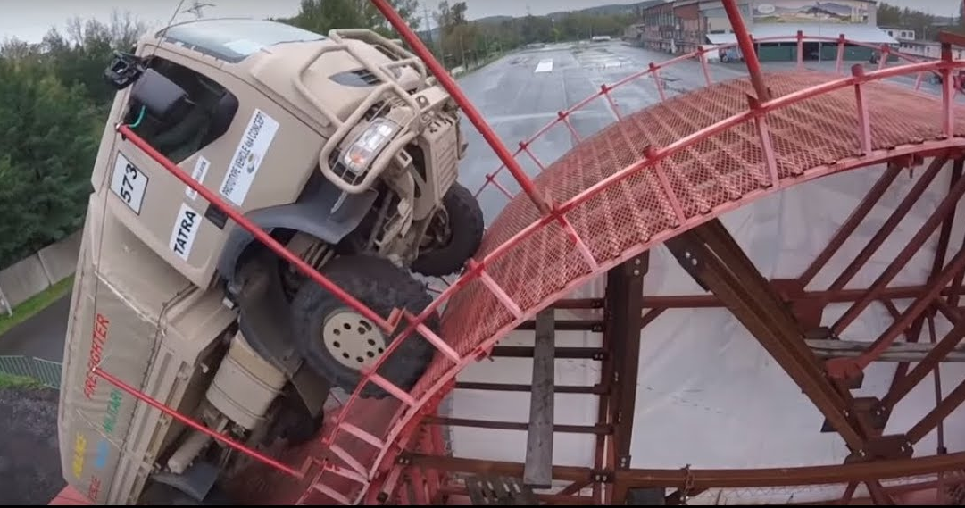 Tatra 810 4x4 vs. extrémne 55°stúpanie! 
