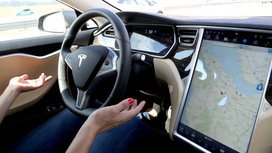 Autopilot Tesla