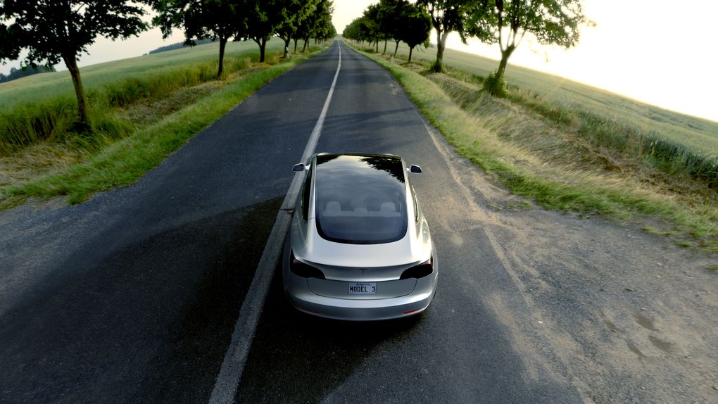 Tesla autopilot vs. Slovák vo vedení