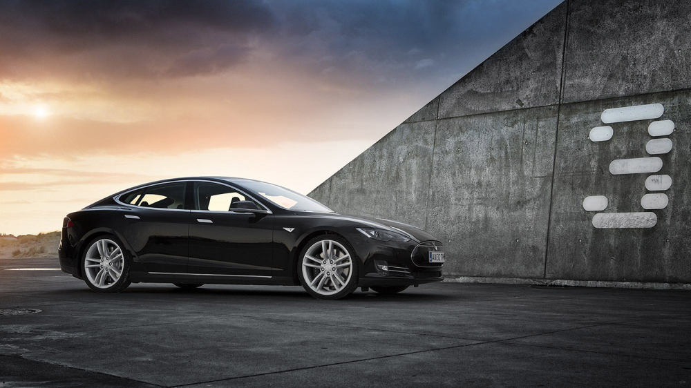 Tesla 3 nebude najlacnejšou Teslou