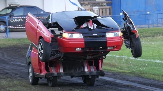 VIDEO: Transformer Lada z Ruska!