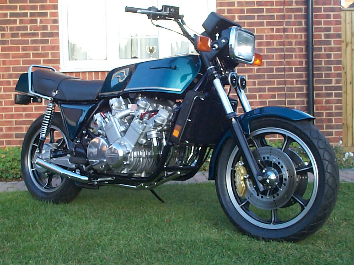 Kawasaki Z1300 s výkonom 250 koní a V12 motorom 