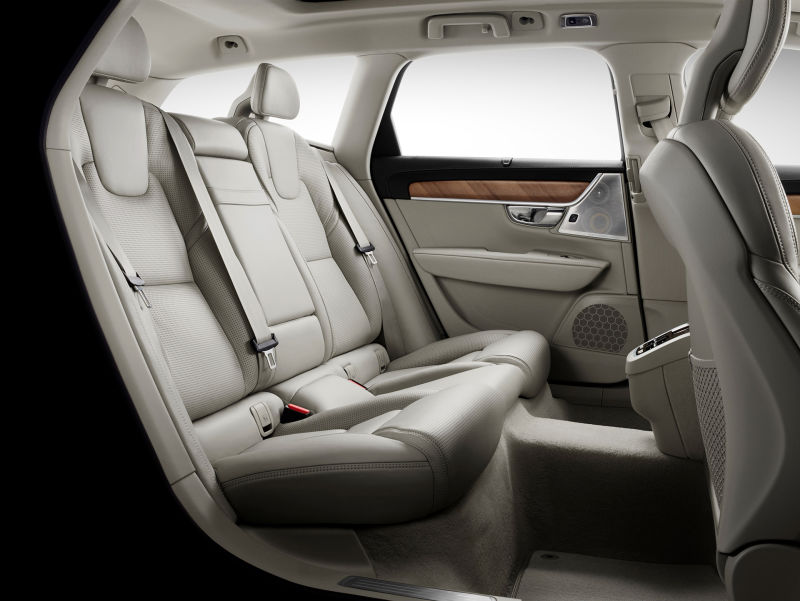 Interiér nového Volva V90