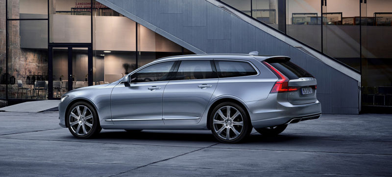 2017 Volvo V90