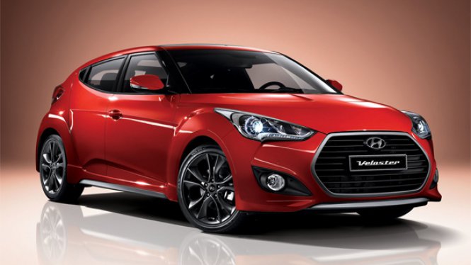 Konkurenciou Quantina bude o 30 centimetrov dlhší Hyundai Veloster 2015
