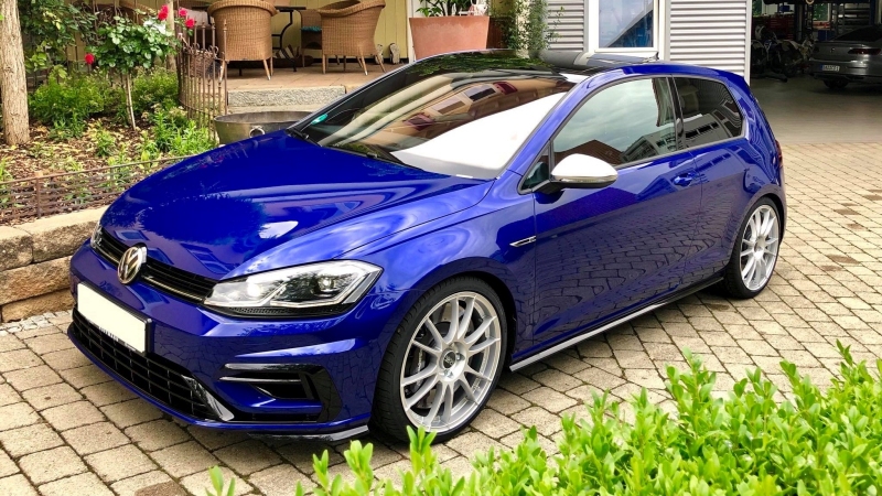 Koľko stojí VW Golf so 738 koňmi?