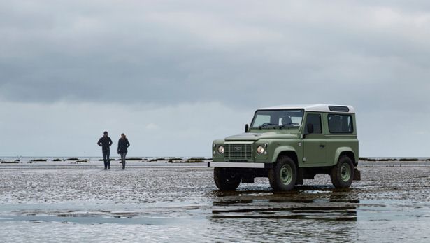 Land Rover Defender
