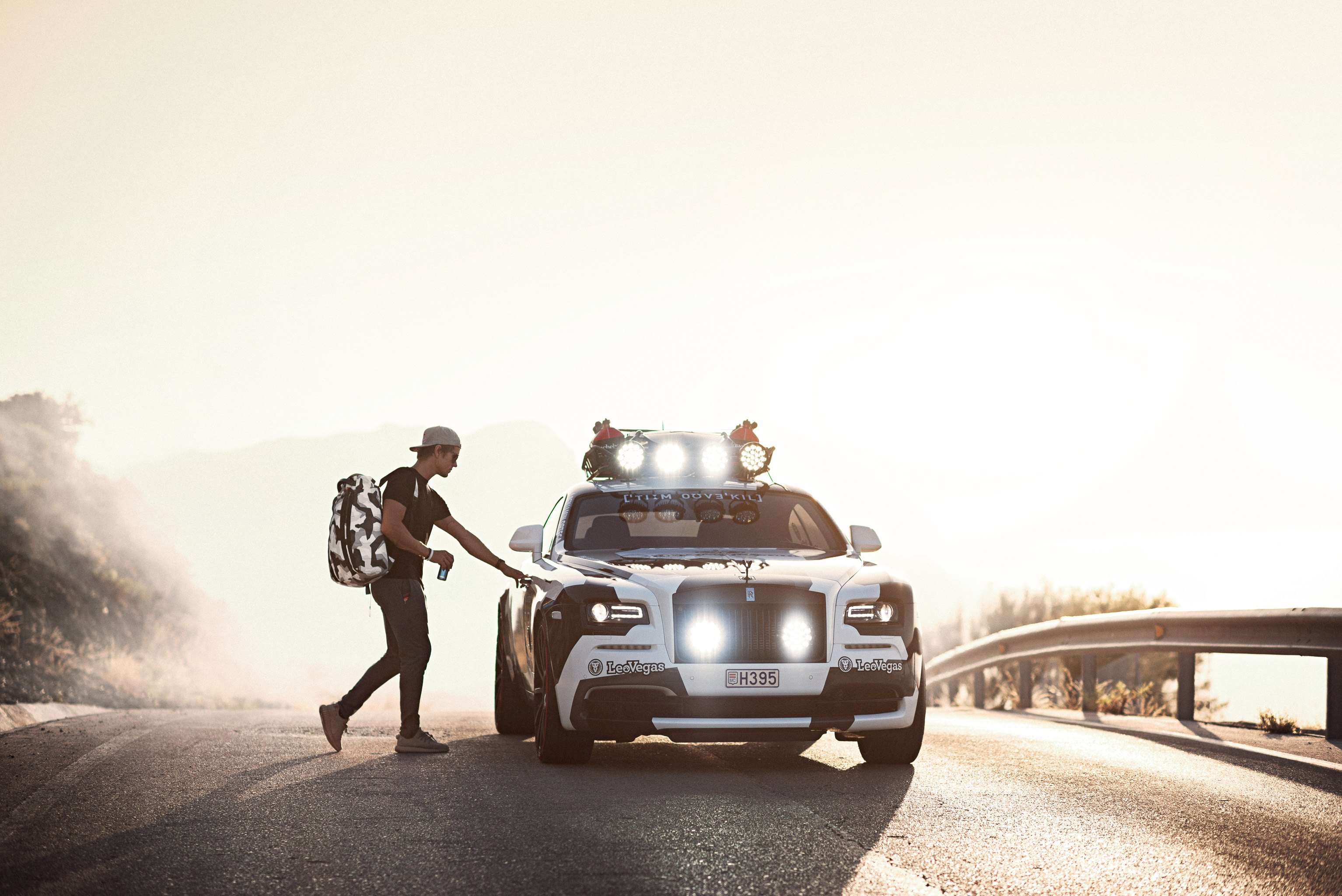 Brutálny W12-tkový Rolls Royce Wraith