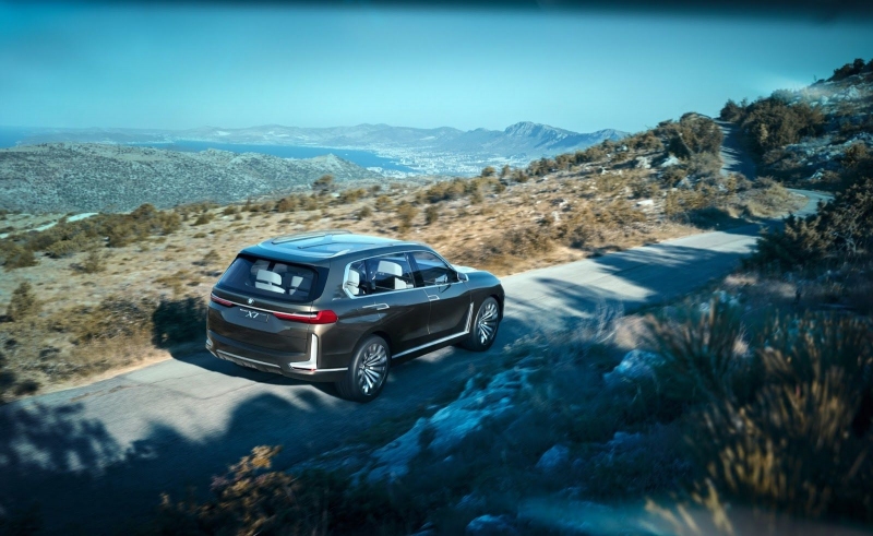 BMW X7: Prvé fotografie!