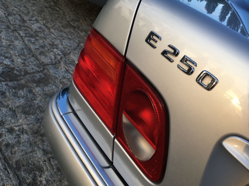 18-ročný Mercedes E 250 TD W210 v perfektnom stave!
