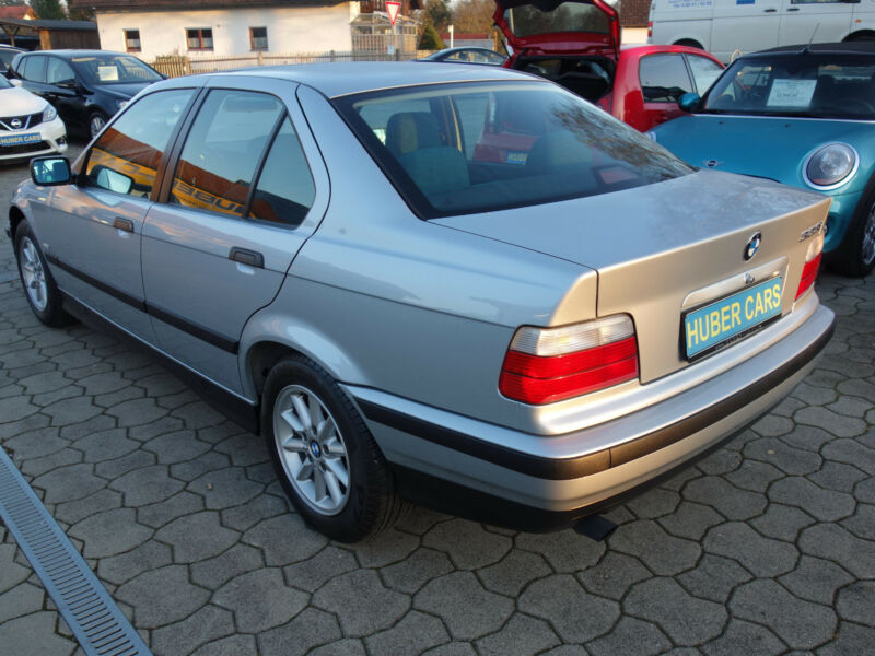 24 ročné BMW 3 za 15 000 €, má zmysel?