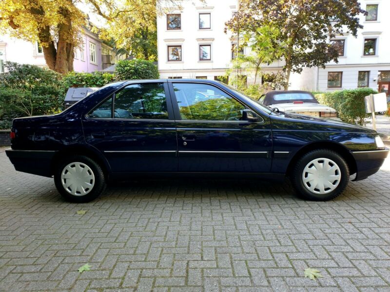 27 ročný Peugeot 405 za 13 950 €, prečo je tak drahý?