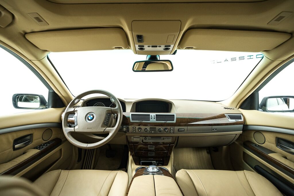 Nová Octavia alebo luxusné BMW 7?