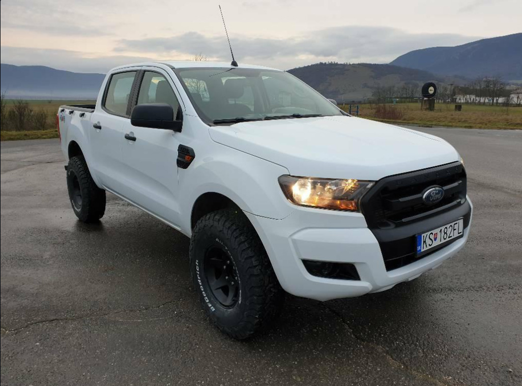 10 zaujímavých pick-upov do 20-tisíc na Autobazar.EU