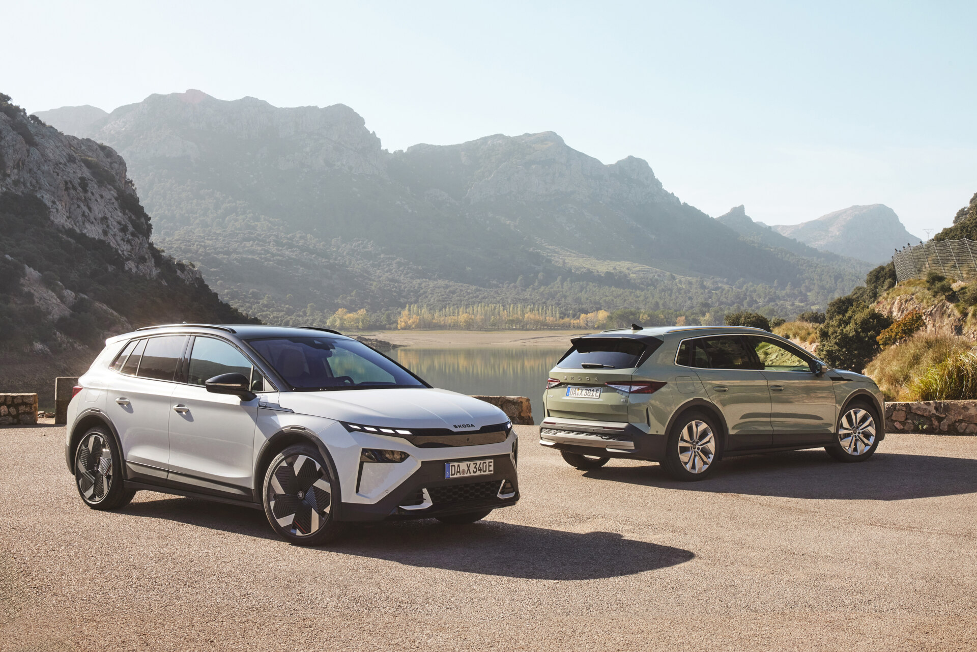 Karoq, či Elroq? Vyjde elektro lacnejšie? Pozreli sme sa na rôzne scenáre