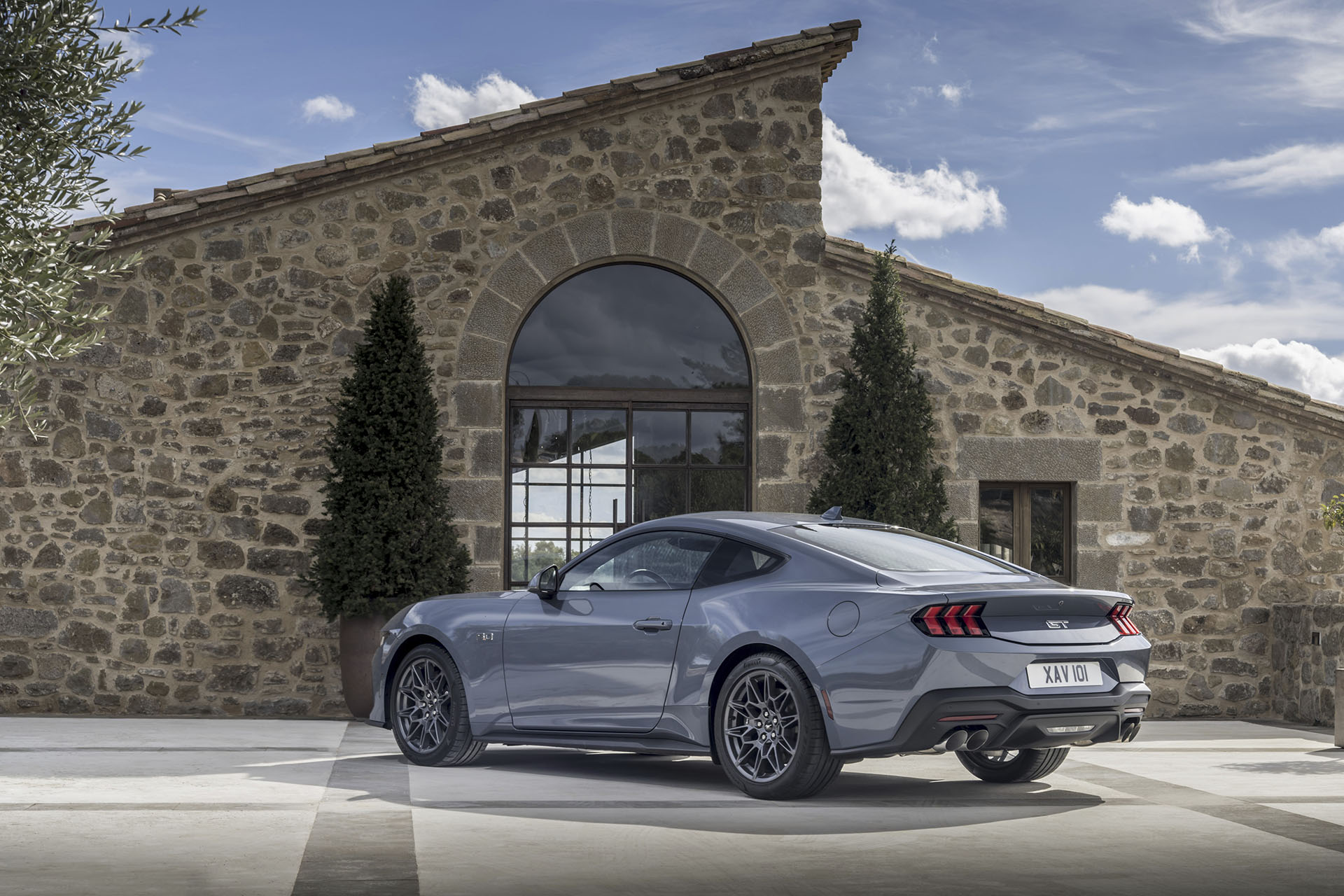 Ford oznámil slovenské ceny Mustangu, vlastne je lacný