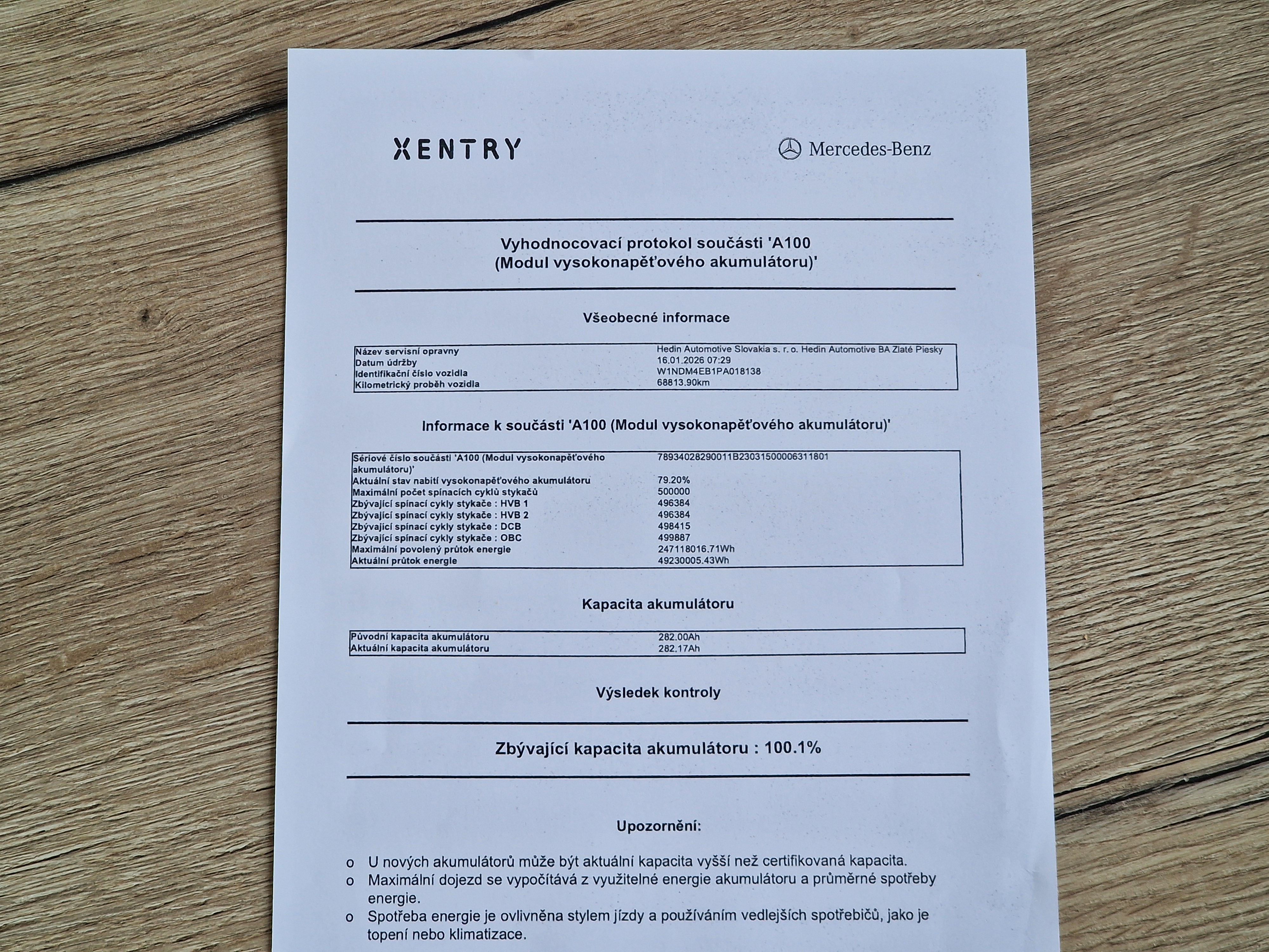 Diagnostika batérie jazdeného Mercedes-Benz EQS SUV po 70 000 km nás zarazila. Mercedes dáva záruku 10 rokov, netrafil