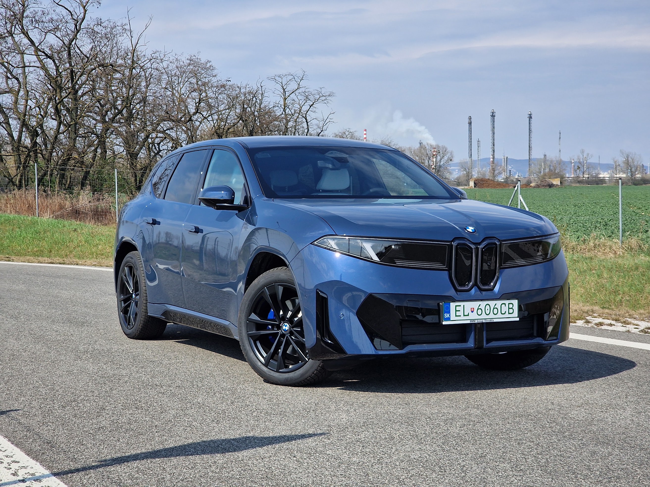 Redakcia Autobazar.EU. Nové BMW iX3 je prvým komerčne predávaným predstaviteľom novej triedy automobiliov Neue Klasse