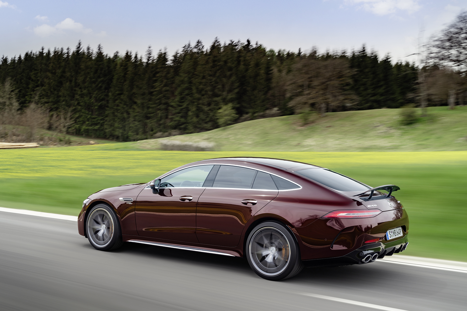 Mercedes vylepšil štvordverové AMG GT, najviac zmien je vnútri