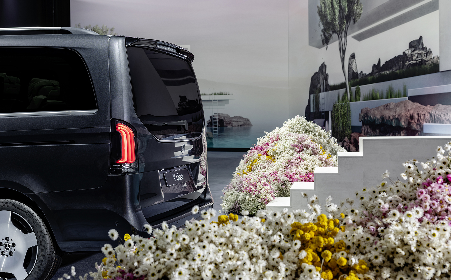 Mercedes vylepšil triedu V aj Vito, majú nový predok a interiér